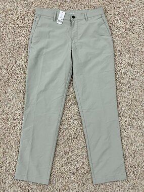 Banana Republic Men's Flat Front Pants, Size 32x30 (New)